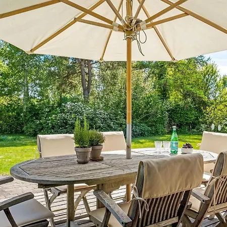 Hébergement de vacances 3 Bedroom Stunning In *