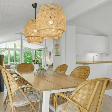 3 Bedroom Stunning In *